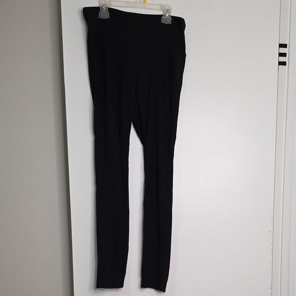 White House Black Market Pants - White House Black Market Classic Black Leggings